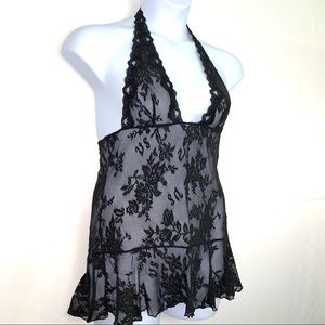 Victoria’s Secret Black Lace Chemise Floral Large